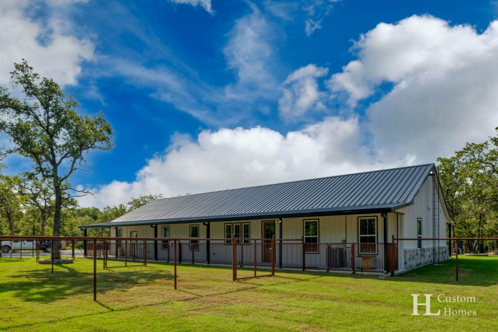 barndominium in illinois exterior 