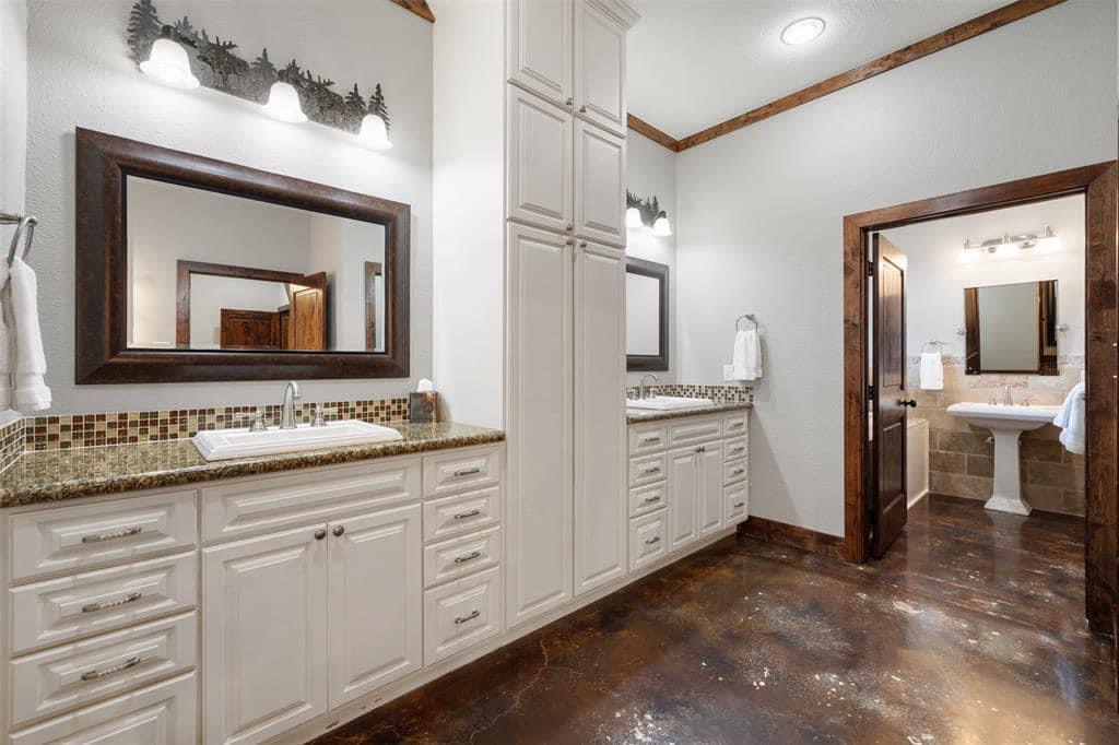 Master Bathroom Sink