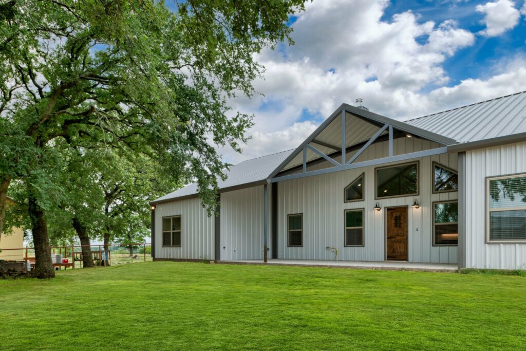 Rural barndominium in Minnesota